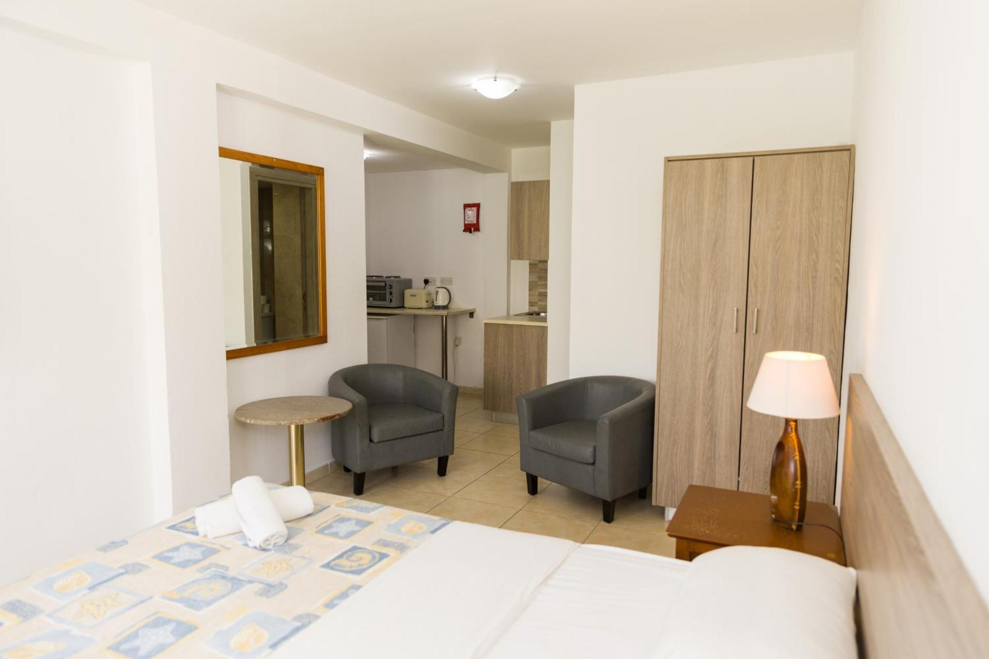 Alecos Hotel Apartments Paphos Exterior foto